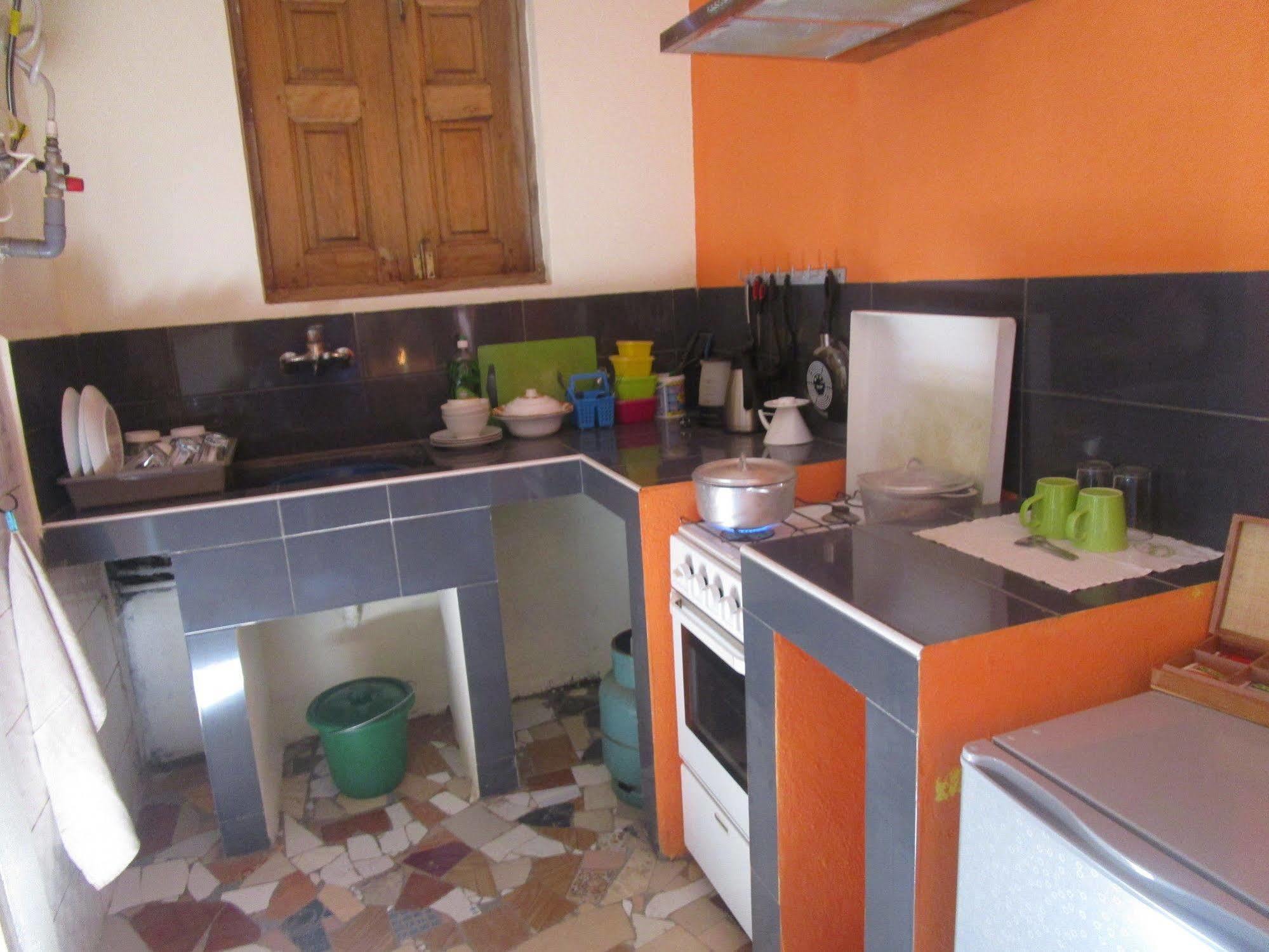 Meva Guesthouse อันตานานารีโว ภายนอก รูปภาพ